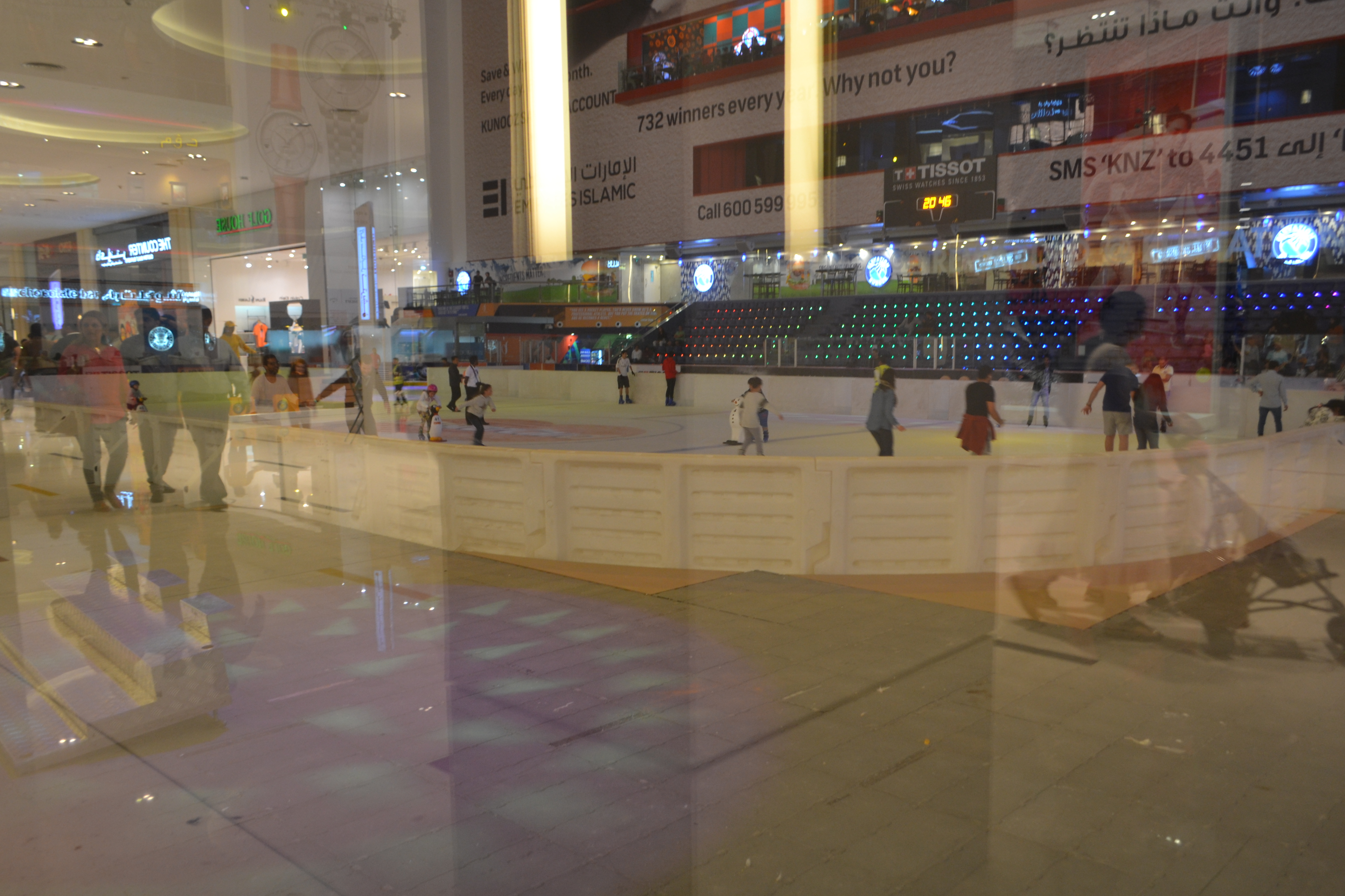 Ice Rink Dubai Mall UAE DSC 0016 Travel Savvy Gal