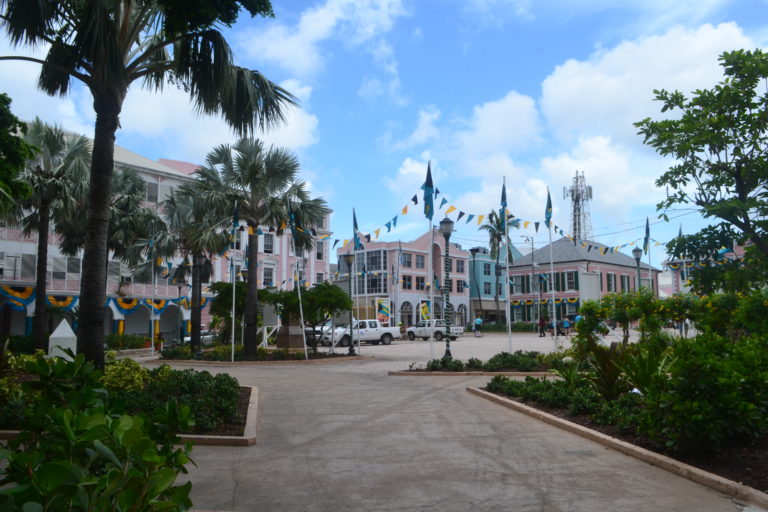 Featured How To Spend One Day In Nassau Bahamas Dsc 0206 - Travel Savvy Gal